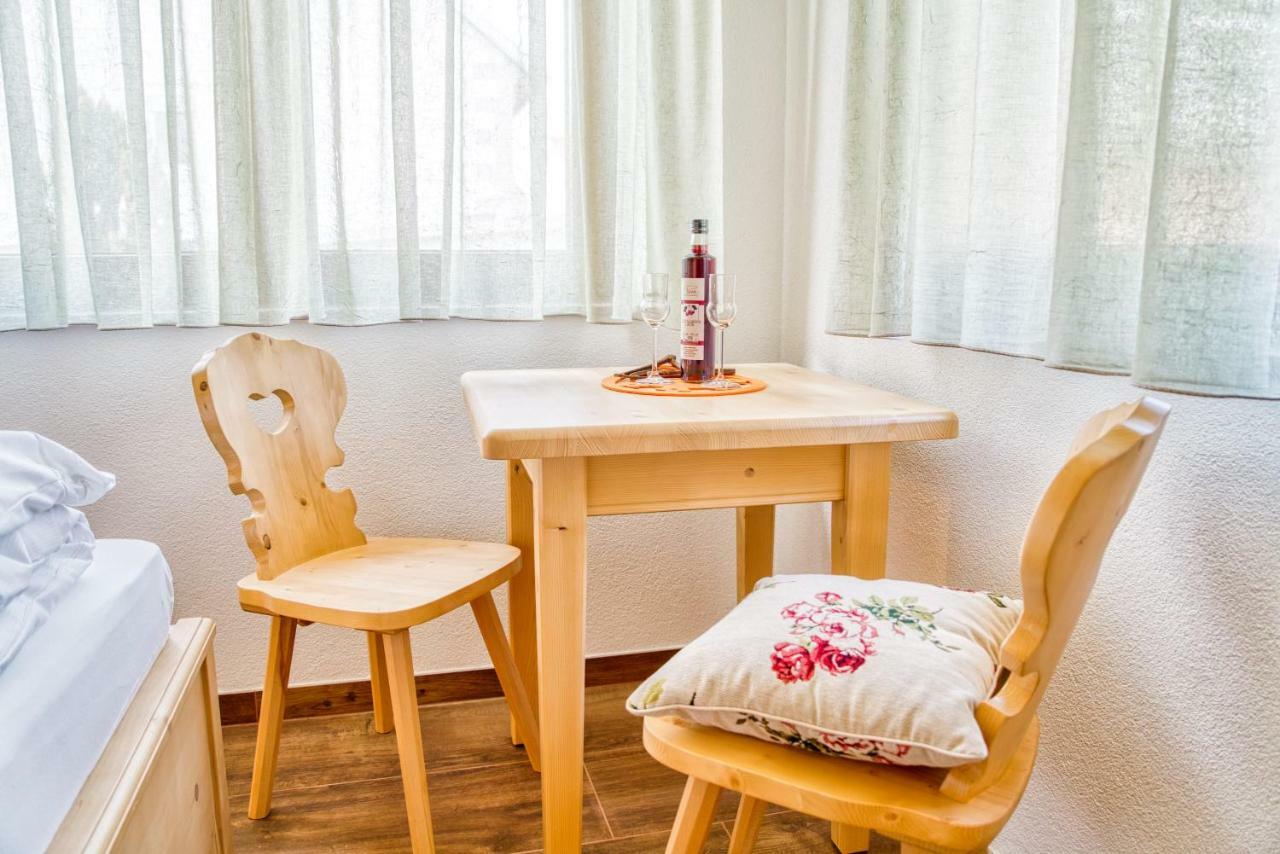Gaestehaus Weingut Politschek * Bad Friedrichshall
